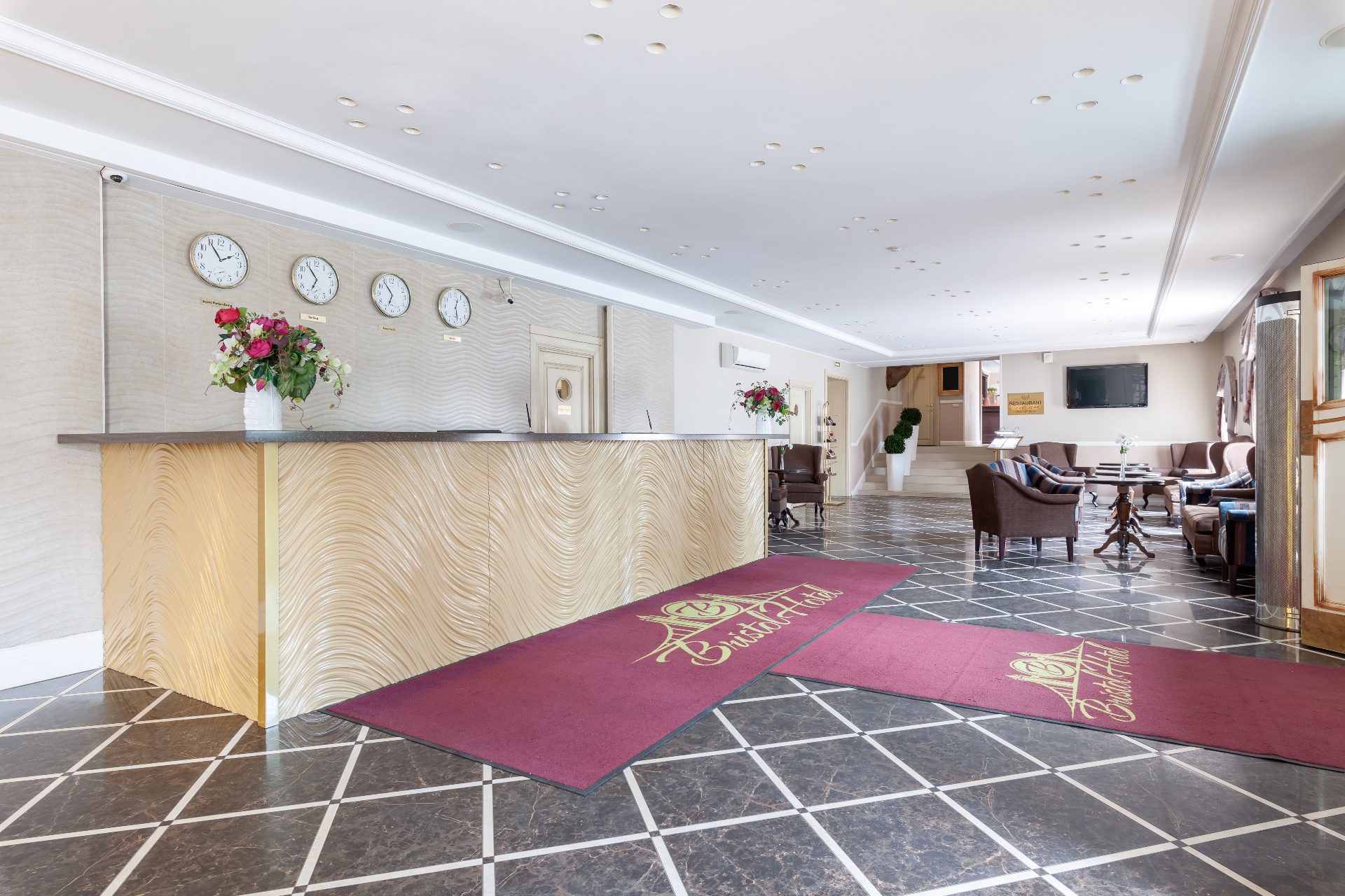 Отель Бристоль